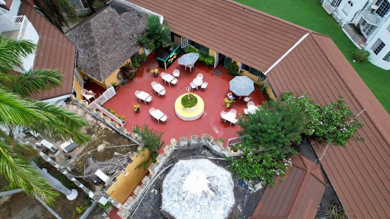 Seacastles By The Beach/Pool Montego Bay Ngoại thất bức ảnh