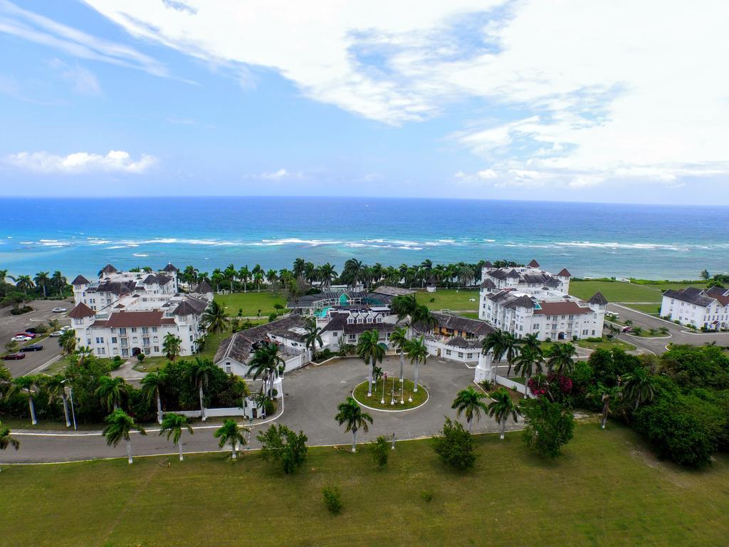 Seacastles By The Beach/Pool Montego Bay Ngoại thất bức ảnh