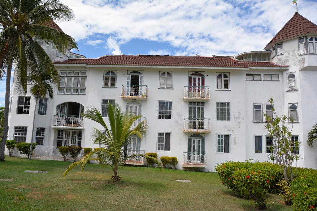 Seacastles By The Beach/Pool Montego Bay Ngoại thất bức ảnh
